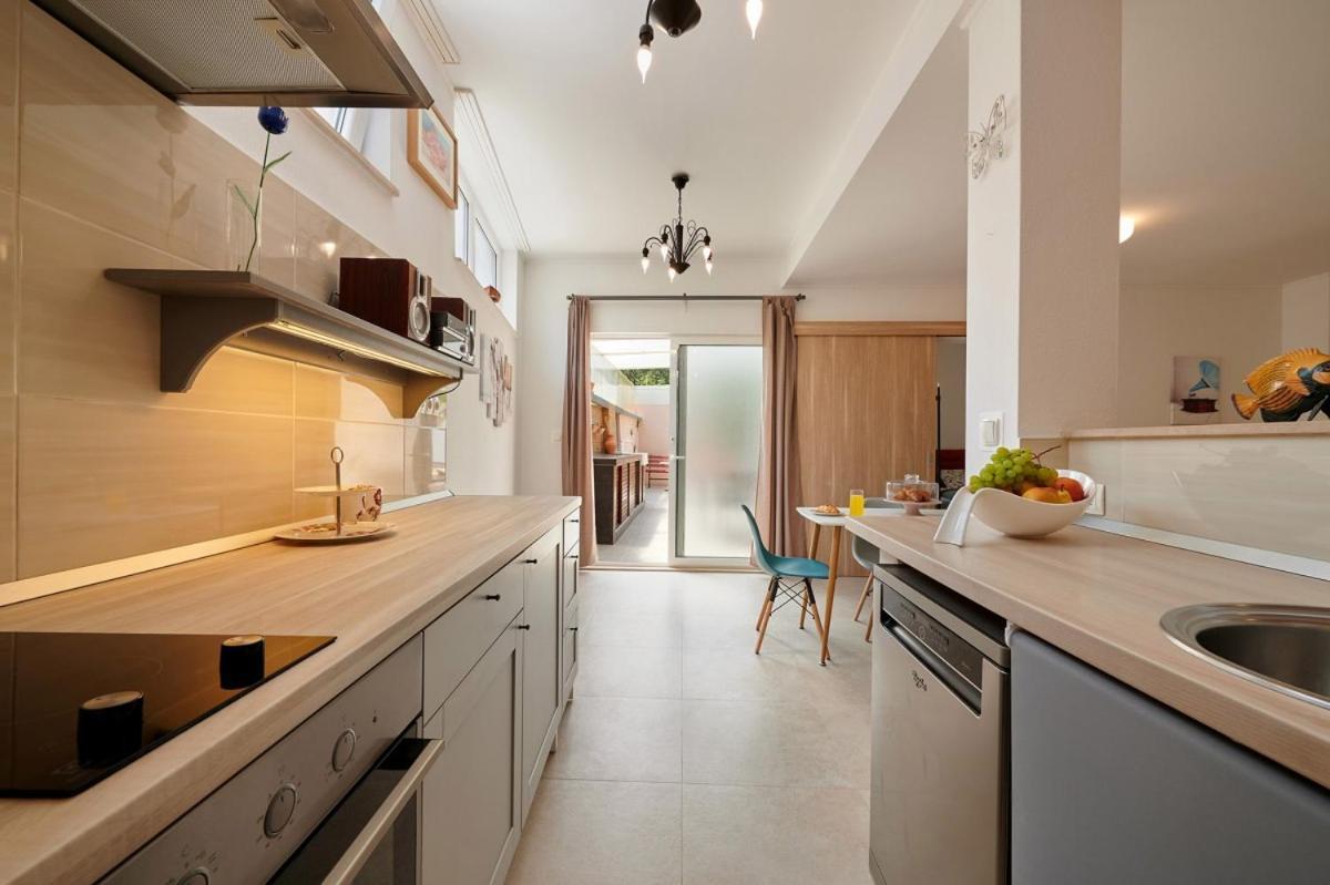 Smuketa In Trogir Haus Fuer 4 Personen Villa Buitenkant foto