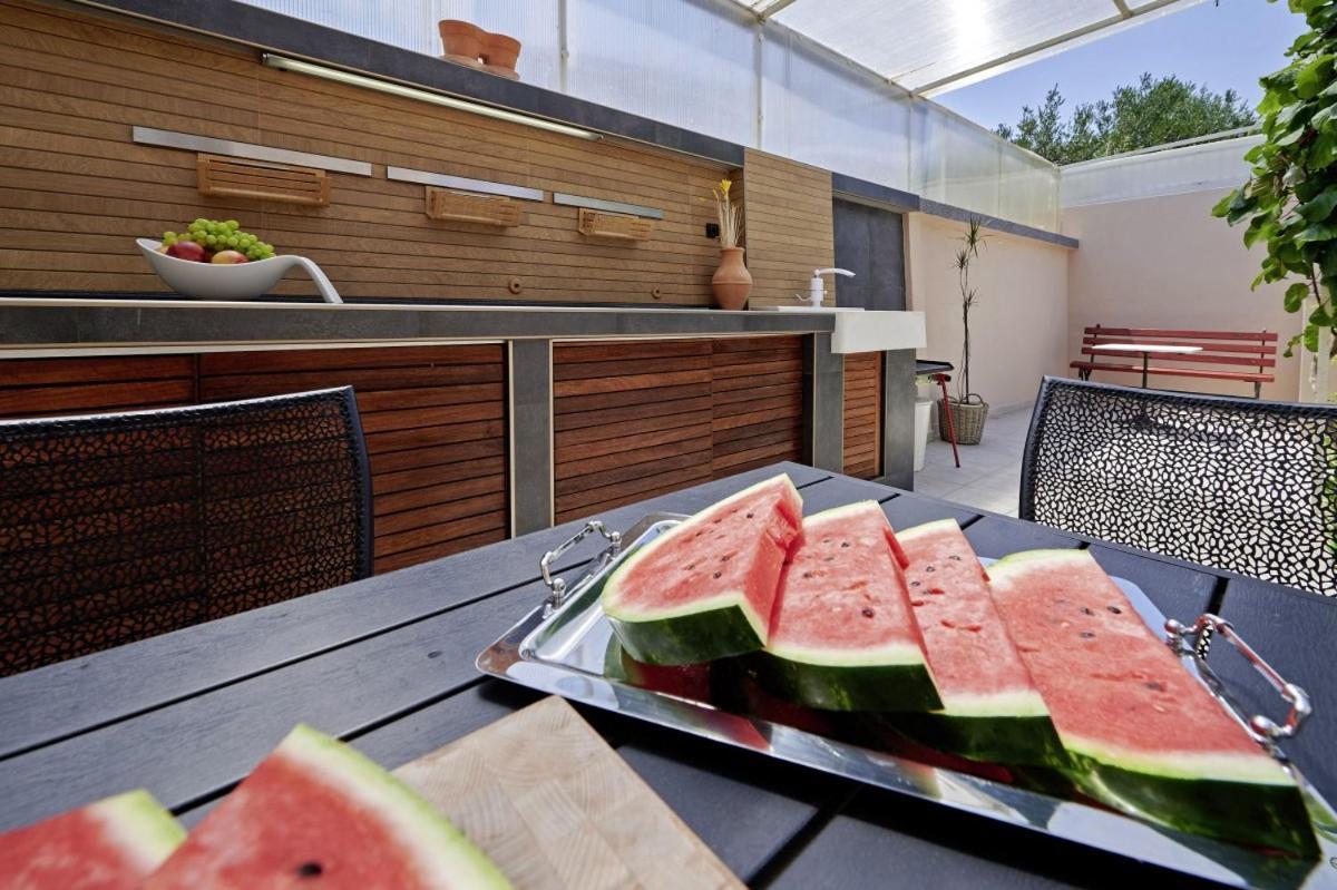 Smuketa In Trogir Haus Fuer 4 Personen Villa Buitenkant foto