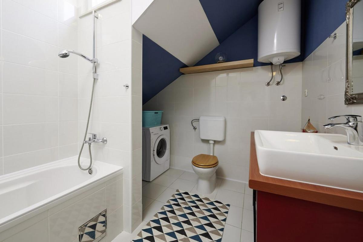 Smuketa In Trogir Haus Fuer 4 Personen Villa Buitenkant foto
